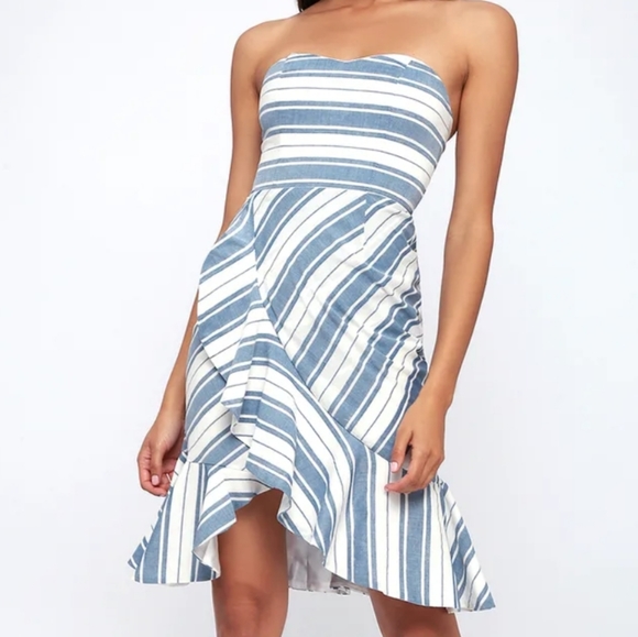 Host Pick💙🎉Lulus Striped Strapless Midi Dress - Picture 1 of 5